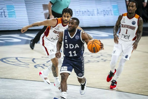 BCL: Με Χόλστον η Ντιζόν 75-72 εκτός έδρας τη Γαλατάσαραϊ