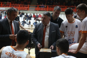 Γιατράς: &#039;&#039;Στόχος μας να παίζουν τα νεαρά παιδιά και τώρα, η οκτάδα!&#039;&#039;