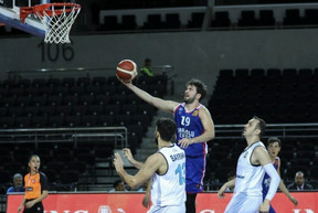 Εύκολα η Εφές 86-55 την Μπούρσασπορ