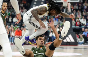 Σταθερά στο κυνήγι της τετράδας η Μπάγερν, 76-67 τη Βιλερμπάν (vid)