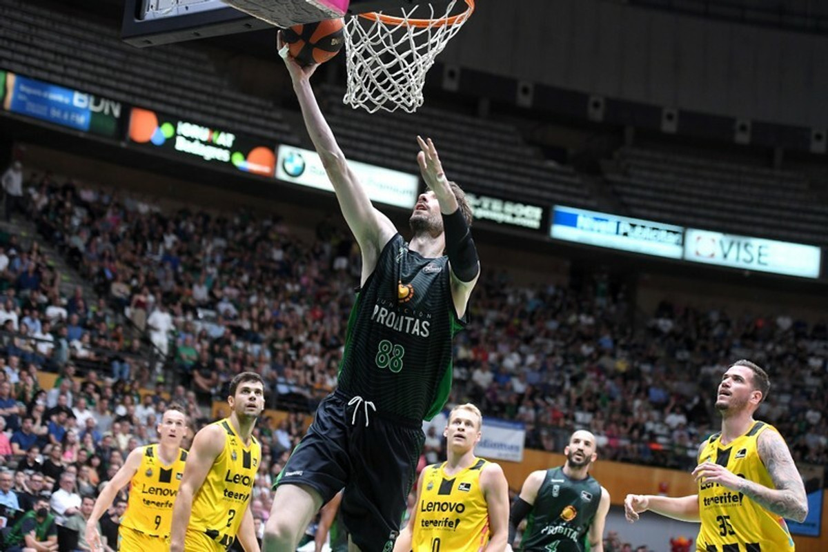 Liga Endesa: Η Μπανταλόνα σόκαρε την Τενερίφη με 32άρα!