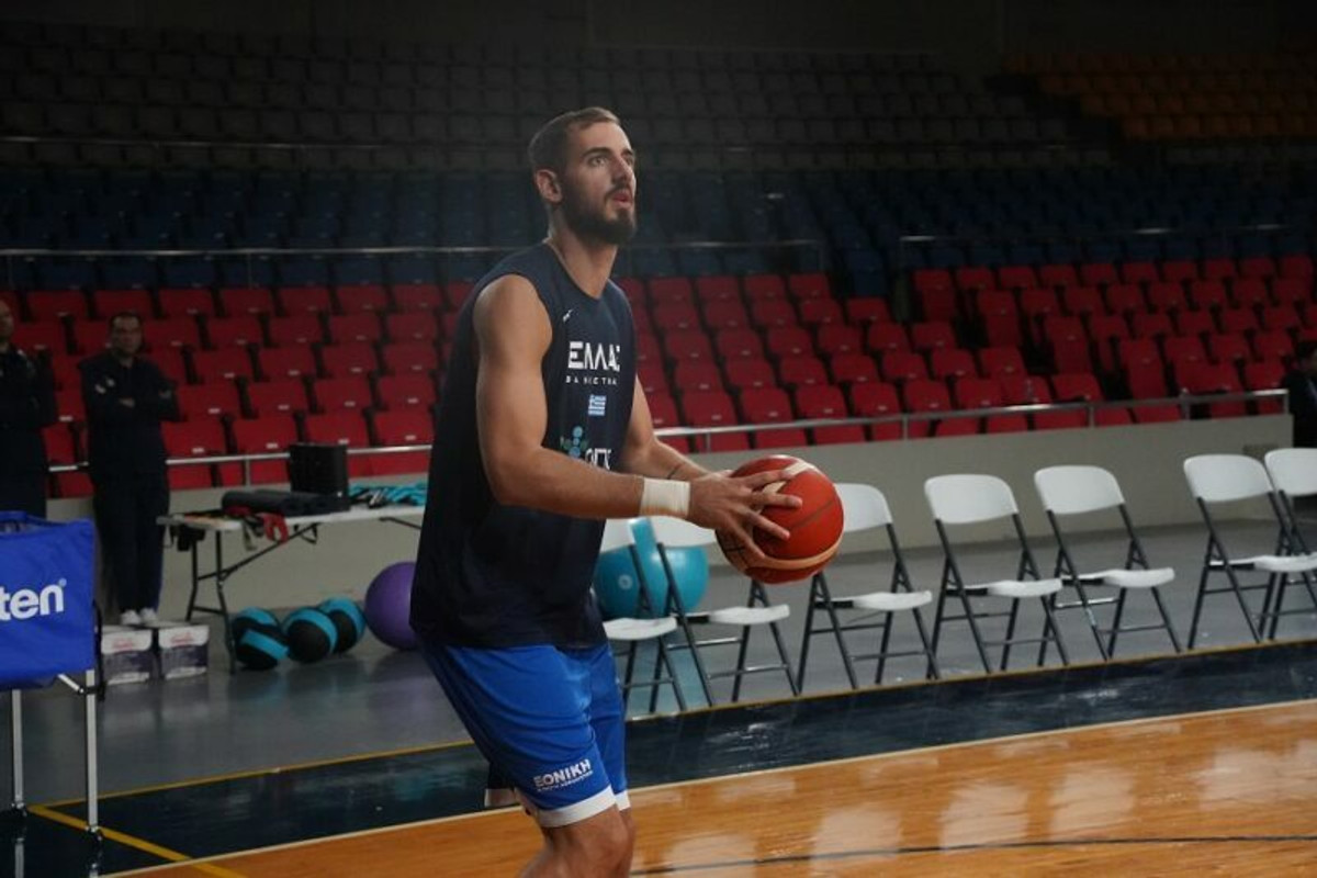 Χατζηδάκης: &quot;Έχουμε γίνει οικογένεια, σκεφτόμαστε μόνο την Ιορδανία&quot;