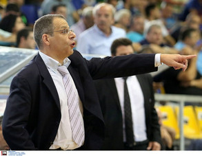 Μαρούσι: Οι ευχές στον Παπαχατζή (pic)