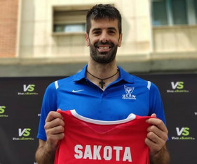 Σάκοτα: &#039;&#039;Θέλω να παίζω σ&#039; ομάδες με φιλοδοξίες, σπουδαίο κλαμπ η ΑΕΚ&#039;&#039; (pics)