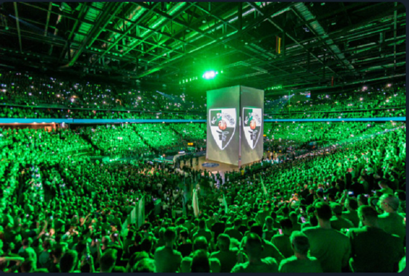 Το "πράσινο ποτάμι" στη Zalgirio Arena (pic)