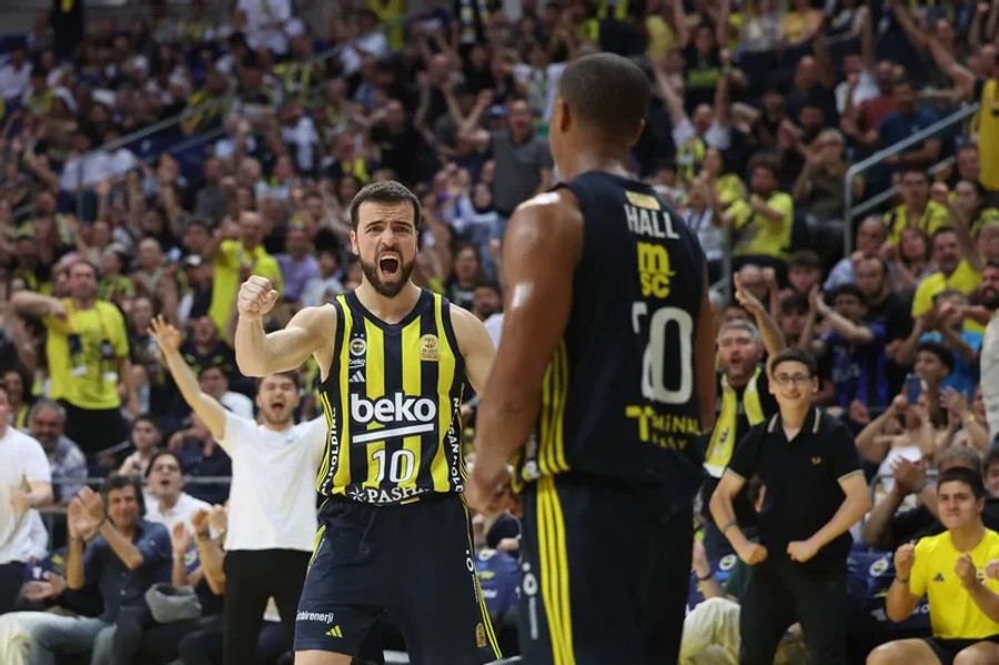 BSL: Στο... νήμα το 2-0 η Φενέρμπαχτσε, 91-89 την Μπαχτσεσεχίρ (vid)