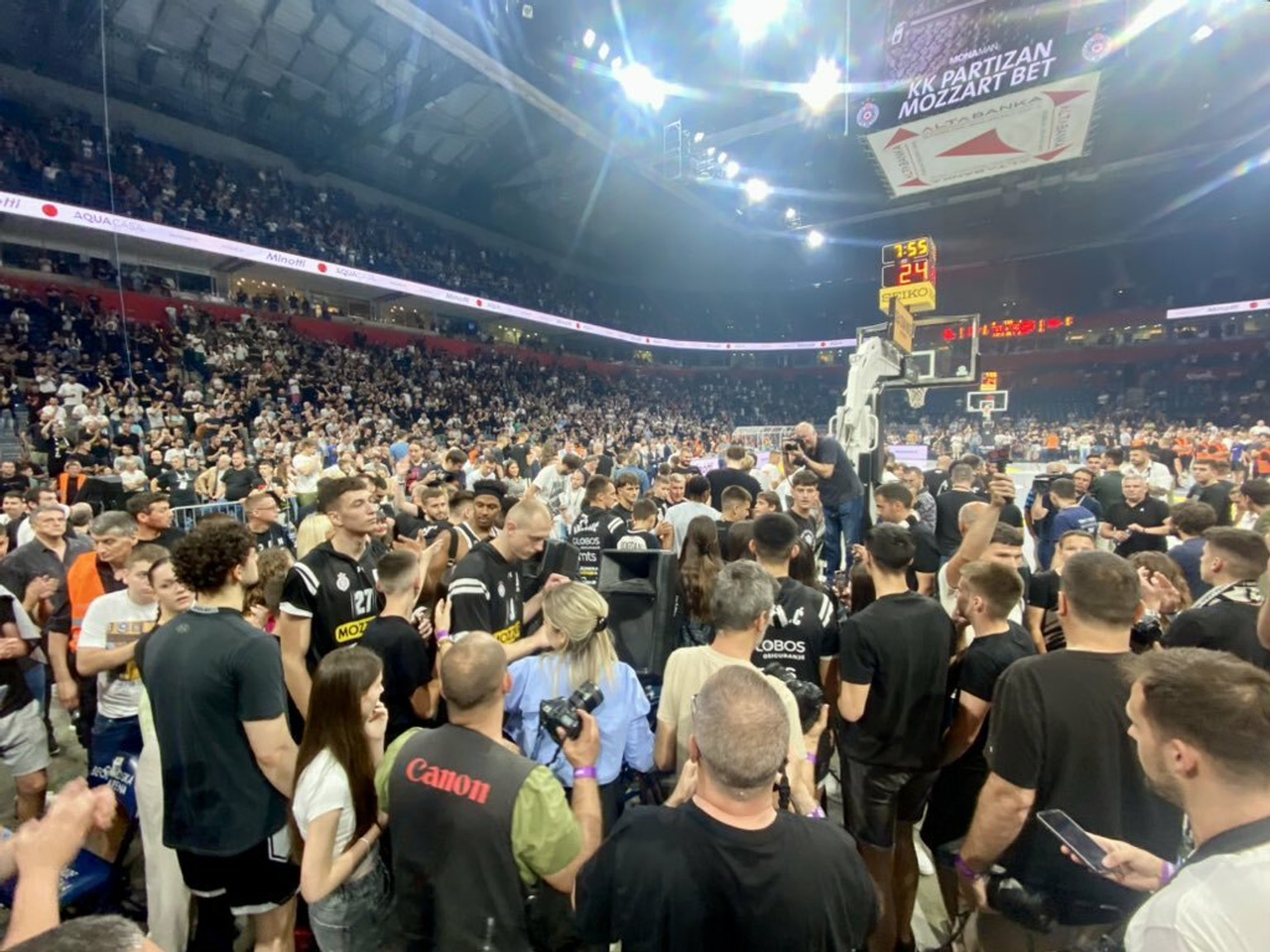Επικυρώθηκε η νίκη του Ερυθρού Αστέρα με 20-0 επί της Παρτιζάν - Σήμερα η απονομή