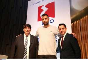 Γλυνιαδάκης: &quot;Ενωμένοι οι αθλητές μπορούμε να πετύχουμε πολλά πράγματα&quot;