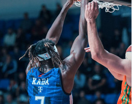 Μπούντουτσνοστ: Κατέρρευσε ο Άλφα Καμπά και διακομίστηκε στο νοσοκομείο!