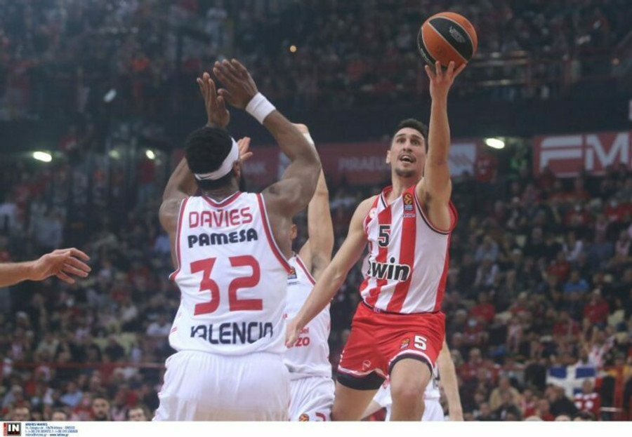 Ολυμπιακός-Βαλένθια 56-63: Η αστοχία έφερε την τέταρτη εντός έδρας ήττα (pics)