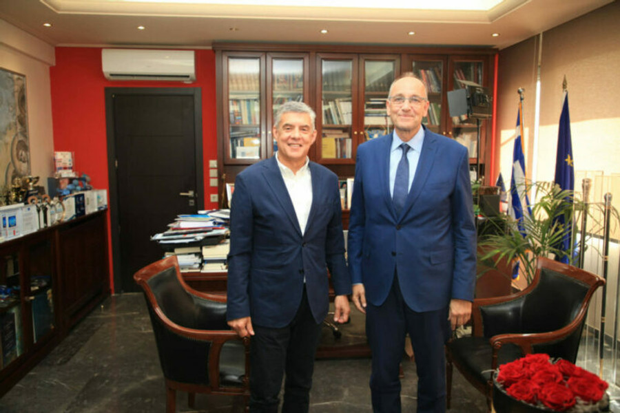 Η περιφέρεια Θεσσαλίας στηρίζει την Εθνική Ελλάδας