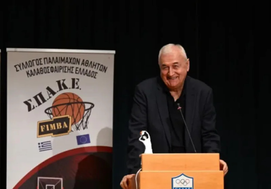 Σάκοτα: Βράβευση από τον ΣΠΑΚΕ για την προσφορά του στο ελληνικό μπάσκετ