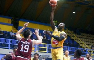 Στους &quot;8&quot; το Περιστέρι με 91-81 επί του Ήφαιστου Λήμνου και παίζει με Κύμη