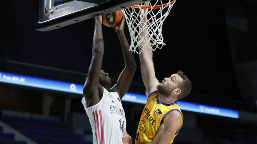 Liga Endesa: Τζάμπολ απόψε στα playoffs με Βαλένθια-Μπασκόνια και Ρεάλ Μαδρίτης-Γκραν Κανάρια