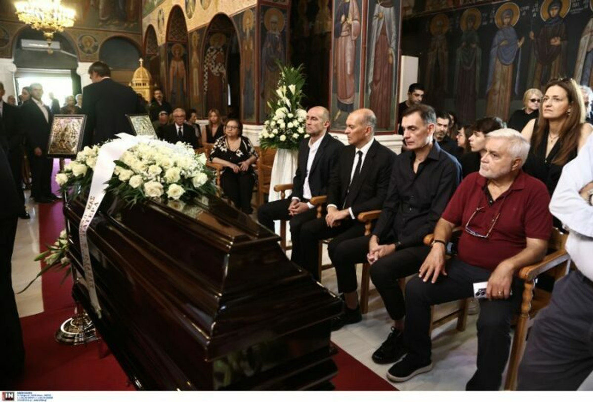 Η επιμνημόσυνη δέηση για τον Γιάννη Ιωαννίδη (pics &amp; vid)