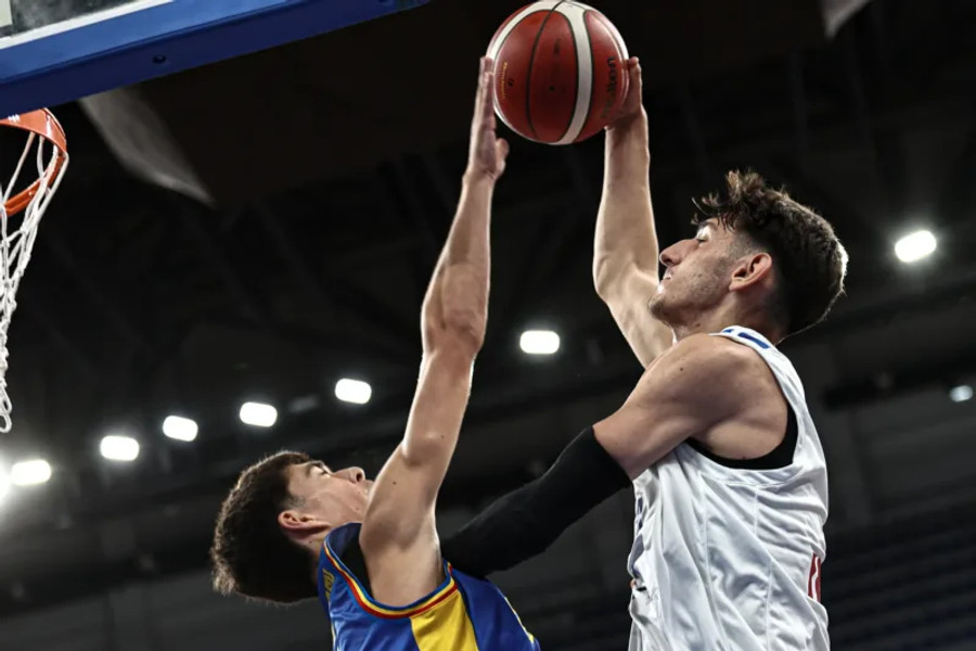 Eθνική Παίδων: Πρώτη νίκη στο EuroBasket U16, 74-67 τη Ρουμανία