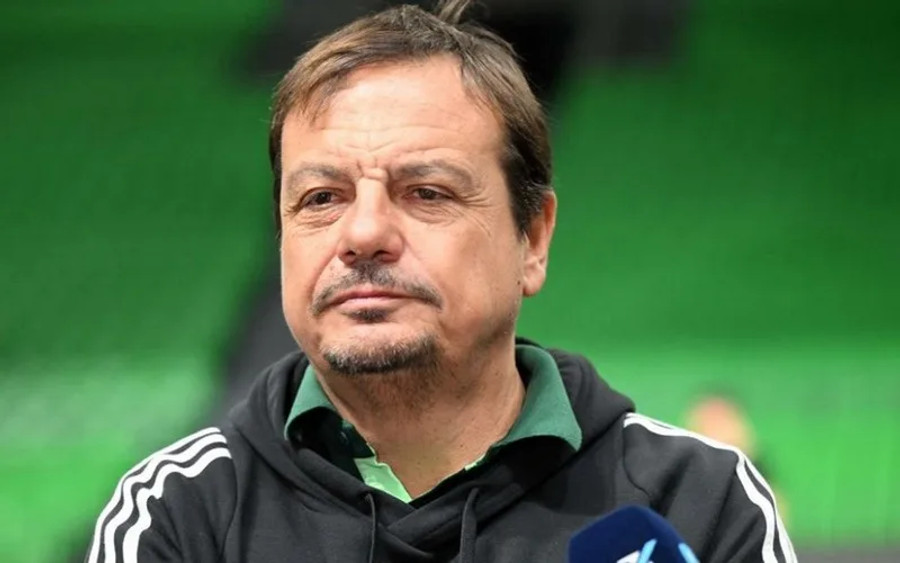 Αταμάν: "Θέλουμε 15-20 λεπτά από Σλούκα και Μπράουν"