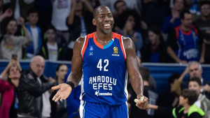 Στη Βίρτους Μπολόνια ο Μπράιαντ Ντάνστον (pic)