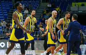 BSL: Με Ντόρσεϊ η Φενέρμπαχτσε, 96-85 την Πετκίμ (vid)