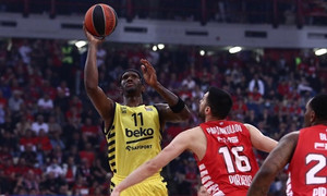Χέις-Ντέιβις: &quot;Ο Ολυμπιακός είναι η καλύτερη ομάδα στην Ευρωλίγκα όλη τη χρονιά&quot;