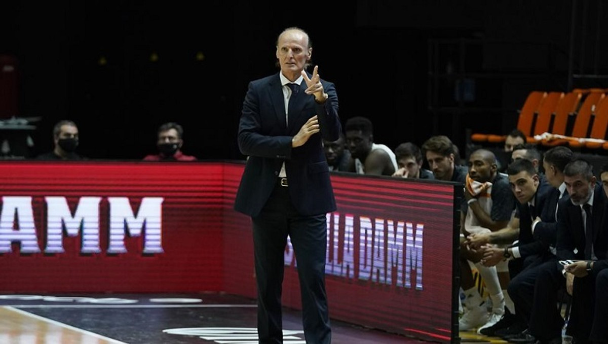 Ρακότσεβιτς για Ιβάνοβιτς: &quot;Μαζί του πολλοί παίκτες έπαιξαν το καλύτερο μπάσκετ τους&quot;