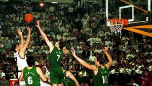 FINAL 4 1993: Η ευκαιρία του ΠΑΟΚ και οι... άθραυστες πορσελάνες! (pics &amp; vids)