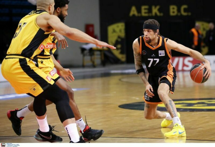 Τον πρώτο λόγο για τετράδα ο Προμηθέας, 91-87 την ΑΕΚ στα Άνω Λιόσια (vids & pics)