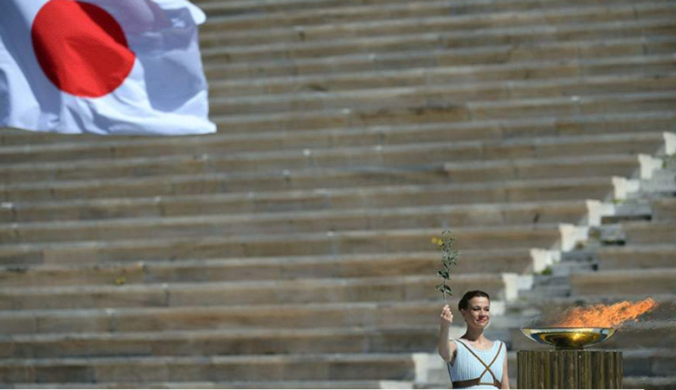 Η Ολυμπιακή Φλόγα &quot;πέταξε&quot; για το Τόκιο