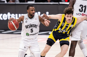 BSL: Η Μπεσίκτας 68-64 τη Φενέρ - Αντικείμενο χτύπησε τον Μαντάρ (vids)