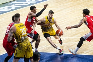 Πήρε... φωτιά ο Γιούστα και η Τενερίφη 110-89 τους Βάλεϊ Βάιπερς (vid)