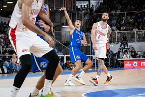Δύσκολα η Ιταλία 91-84 τη Γεωργία, αλλά αγωνιά για τον τραυματισμό του Γκαλινάρι! (video)