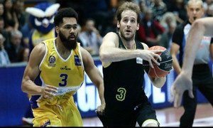 Με 11άδα και χωρίς τον... άρρωστο Βεργίνη στην Φινλανδία ο Άρης !