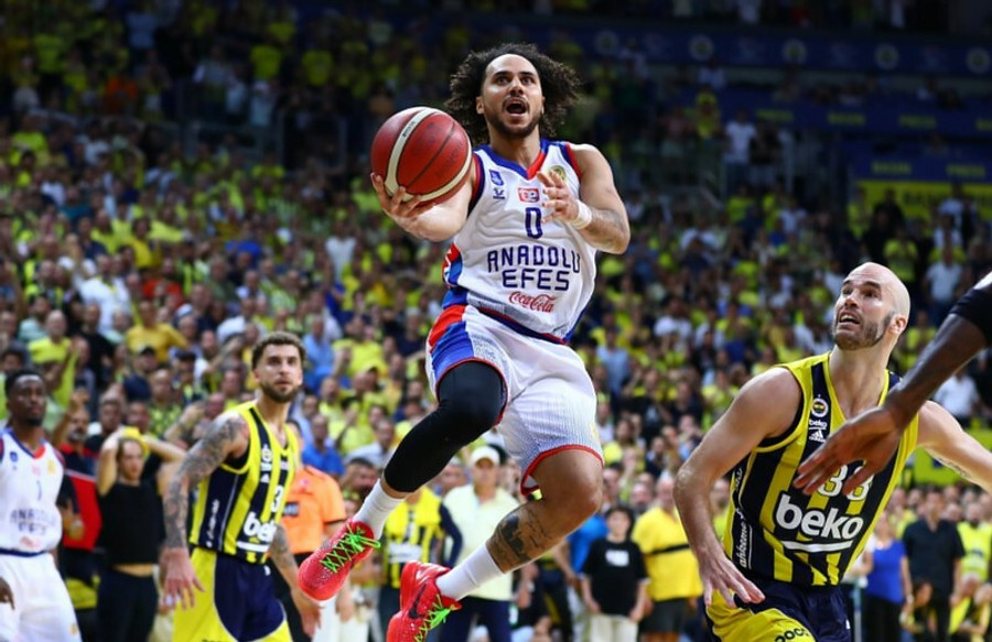 BSL: "Ζωντανή" η Εφές, 82-81 τη Φενέρ και 2-1! (vids)