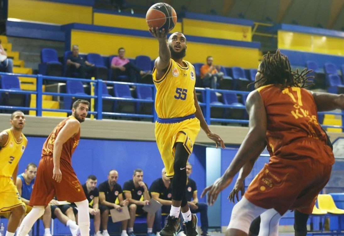 Το Περιστέρι &quot;φιλικό&quot; 77-69 επί του Ρεθύμνου (video)