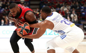 Αρμάνι Μιλάνο-Ρεάλ Μαδρίτης 73-75: Κρίθηκε στο σουτ! (pics &amp; vid)