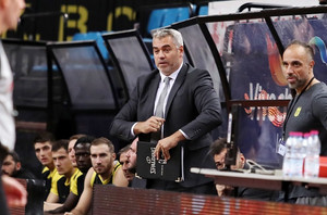 Σιγάλας: &quot;Άλλαξε τις ισορροπίες ο τραυματισμός του Μπλούμπεργκς&quot;