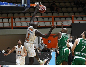 Με Πετρουτσέλι και Ντελρόι Τζέιμς το Top-10 του EuroCup (vid)