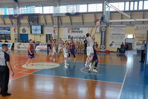 Β&#039; Εθνική: Mε live streaming στις 13:30 το ΝΕΟΛ-Ηλυσιακός, στις 17:00 ΟΦΗ-Πεύκη