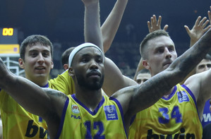 ΕΣΑΚΕ: Το Περιστέρι bwin γύρισε τον χρόνο στο 1996 (pics)