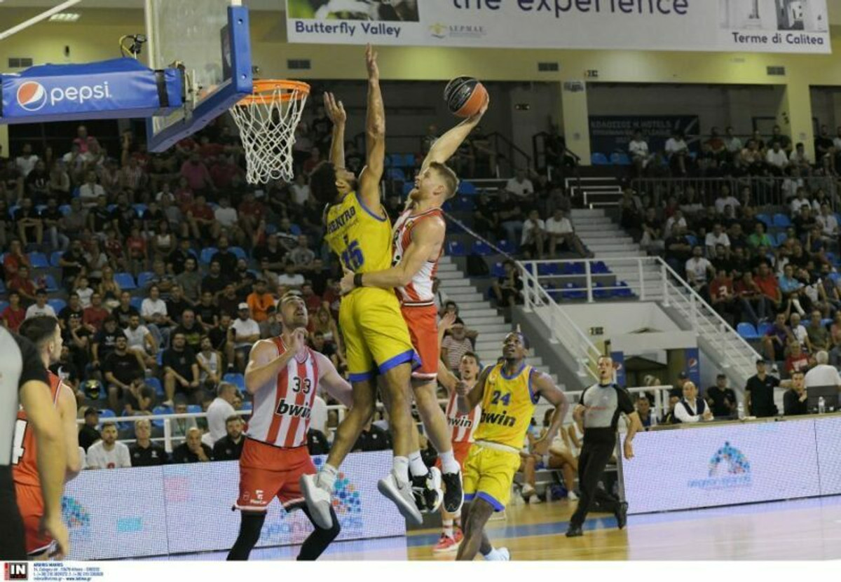 Ολυμπιακός-Περιστέρι στις 20:15 στη Stoiximan Basket League