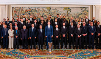 Η πρωταθλήτρια Ευρώπης Ρεάλ επισκέφθηκε τον Βασιλιά της Ισπανίας
