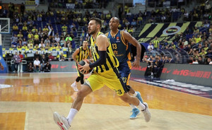 Με 25άρα καλωσόρισε την Γκραν Κανάρια στη Euroleague η Φενέρμπαχτσε!