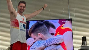 Πανευτυχής με την επιτυχία της Ισπανίας ο Πάου Γκασόλ! (video)