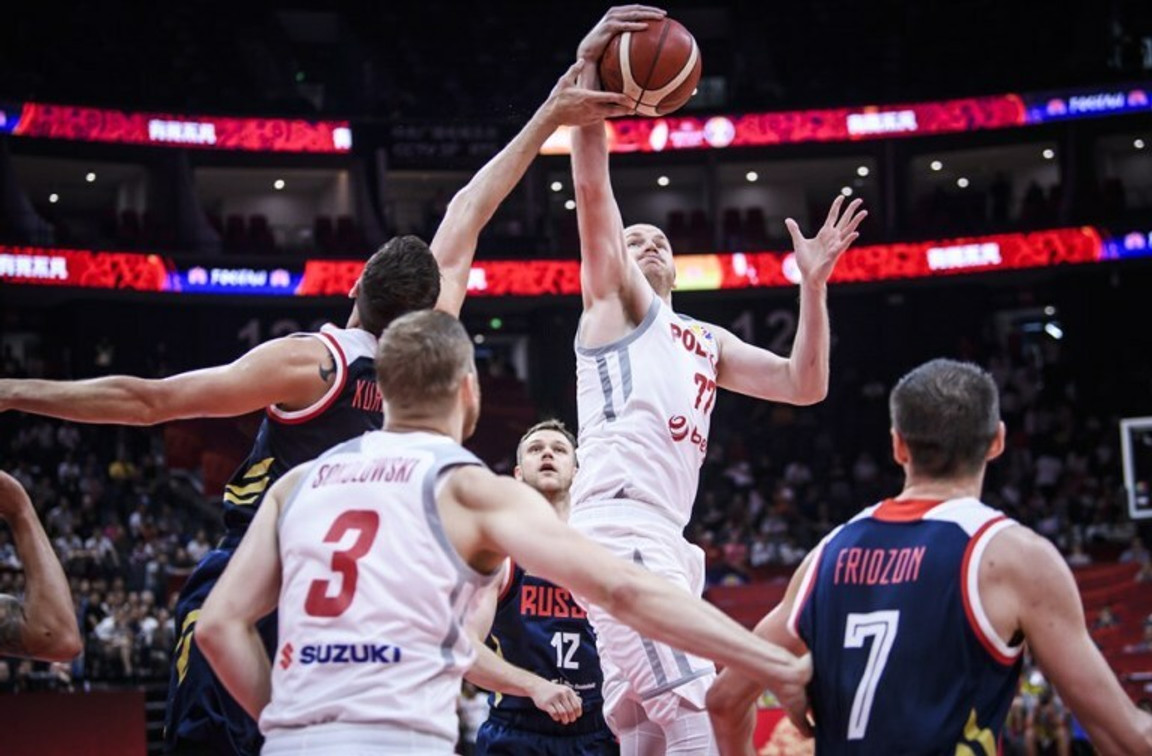 Πολωνία-Ρωσία 79-74: Στους &quot;8&quot; του κόσμου η Πολωνία! (pics&amp;vids)