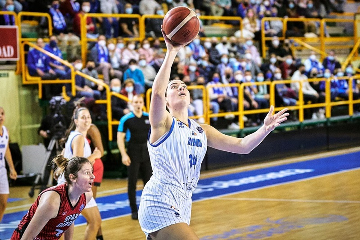 Ακόμη πιο κοντά στο Final 4 της Euroleague η Αβενίδα της Μαριέλλας Φασούλα