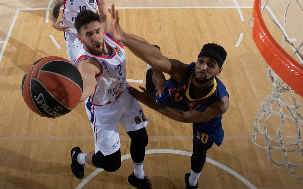 Με τρομερό Μίτσιτς η Εφές, σόκαρε με 88-86 την Μπαρτσελόνα