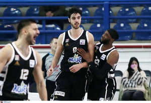 Οι 30 πόντοι του Τσαλμπούρη ισοφάρισαν ρεκόρ 17 ετών για τον Απόλλωνα Πάτρας