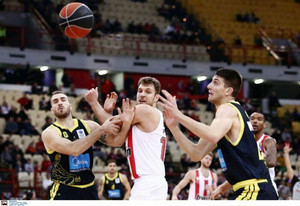 Live Streaming: Ολυμπιακός-Άρης στις 19:15