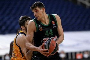 Μήτογλου: Τα κατορθώματα του MVP της εβδομάδας στην EuroLeague (vid)