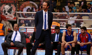 Ο Πανιώνιος Κρις Χουγκάζ... νέος κόουτς στον Πανιώνιο!